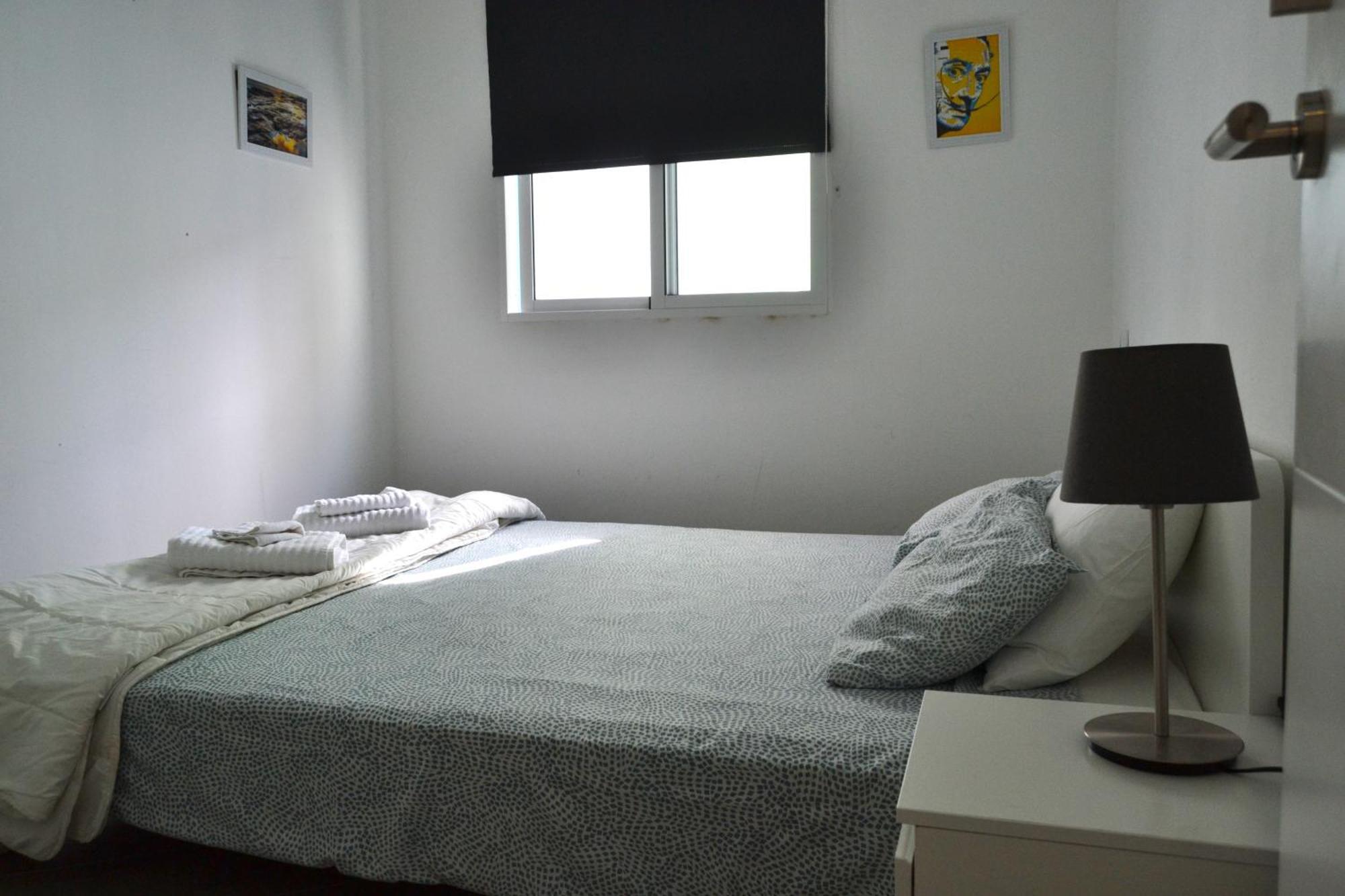 Room With Private Bathroom - Vivienda Vacacional Out Of Blue Santa Cruz de la Palma  Bagian luar foto
